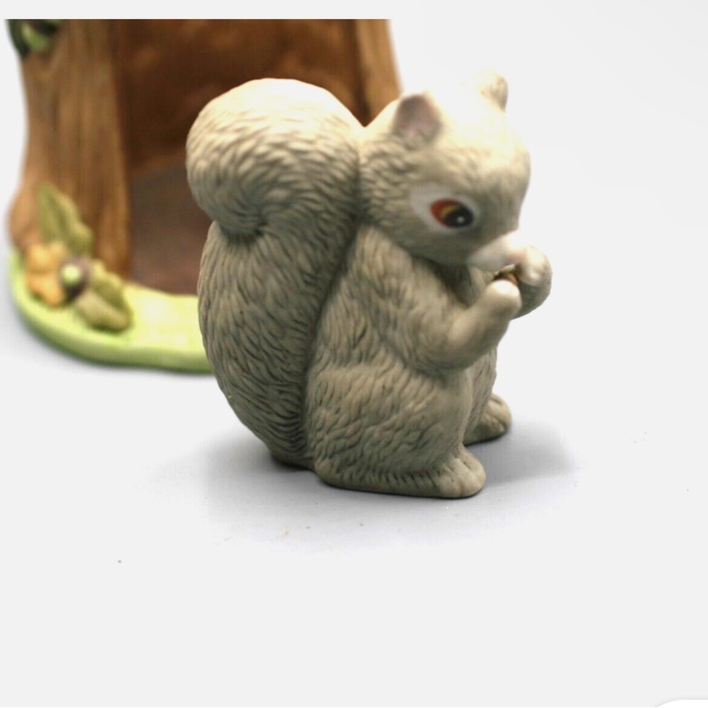 Woodland Surprised Squirrel Franklin Mint Vintage 1980’s - Picture 2 of 3